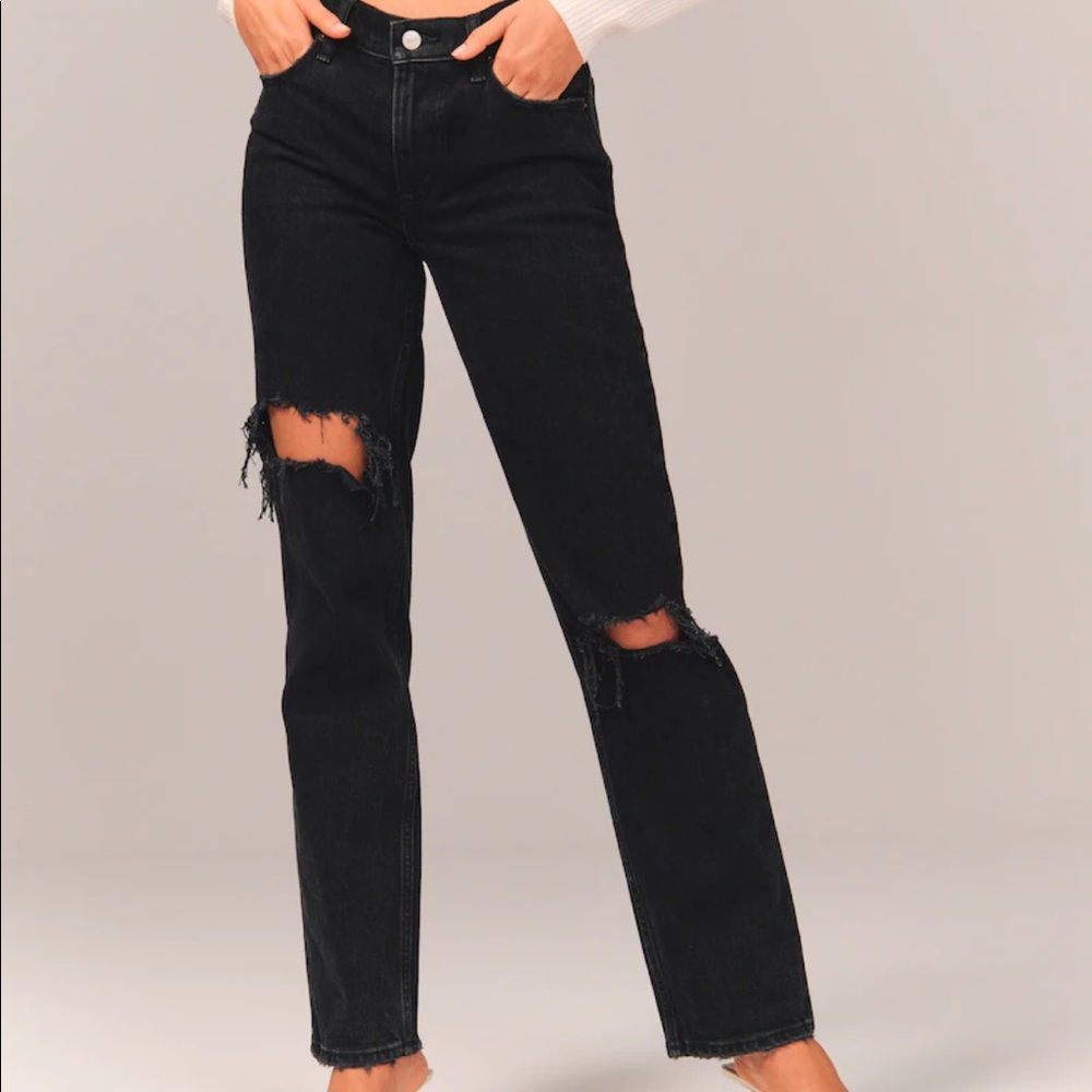 Abercrombie The 90’s Straight Low Rise Jeans